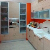 CABINET DOORS WITH ALUMINUM FRAME AND GLASS PROFILE